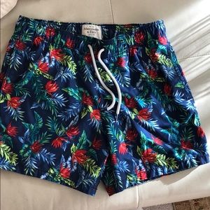 Men’s swim trunks